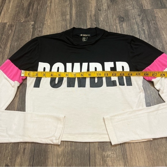 Women’s Forever 21 Printed Long Sleeves Crop Top Mock Neck Size XS - Picture 6 of 10